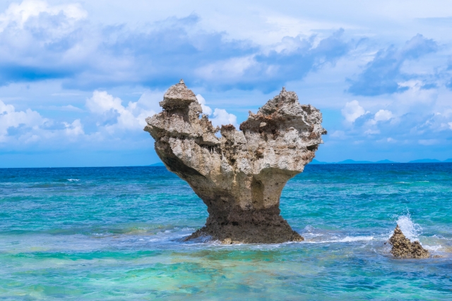 沖縄旅行記 恋島 こと 古宇利島 ハートロックを見に行こう 自遊人夫婦のゆいまーるブログ